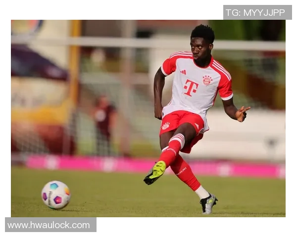 曼联友谊赛大胜拜仁神奇扑救瞬间点燃全场激情